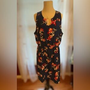 41 Hawthorn Navy Floral Midi Dress